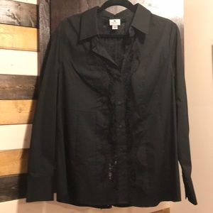 Beautiful like new lace top